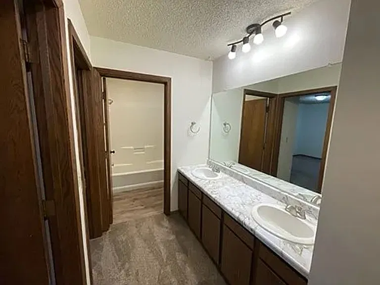 3008 Eldorado Boulevard — Photo 17