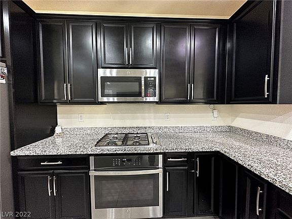 5th image of 8117 Skye Canyon Grand St