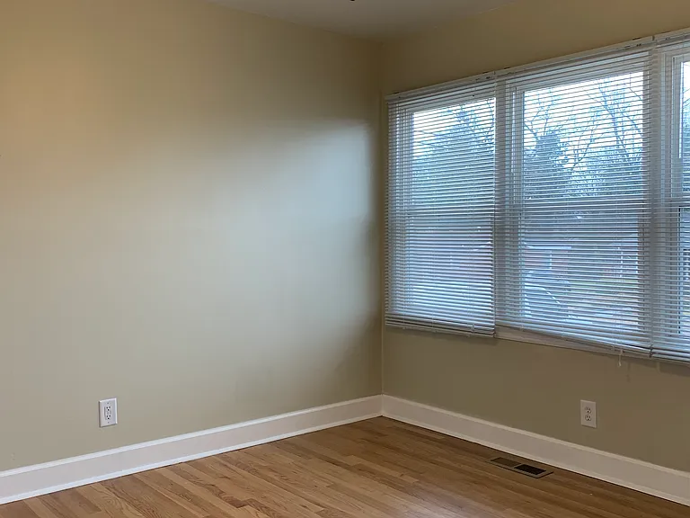 1604 Lucille St NW — Photo 8