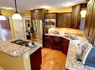6513 Imperial Woods Rd, Dayton, OH 45459