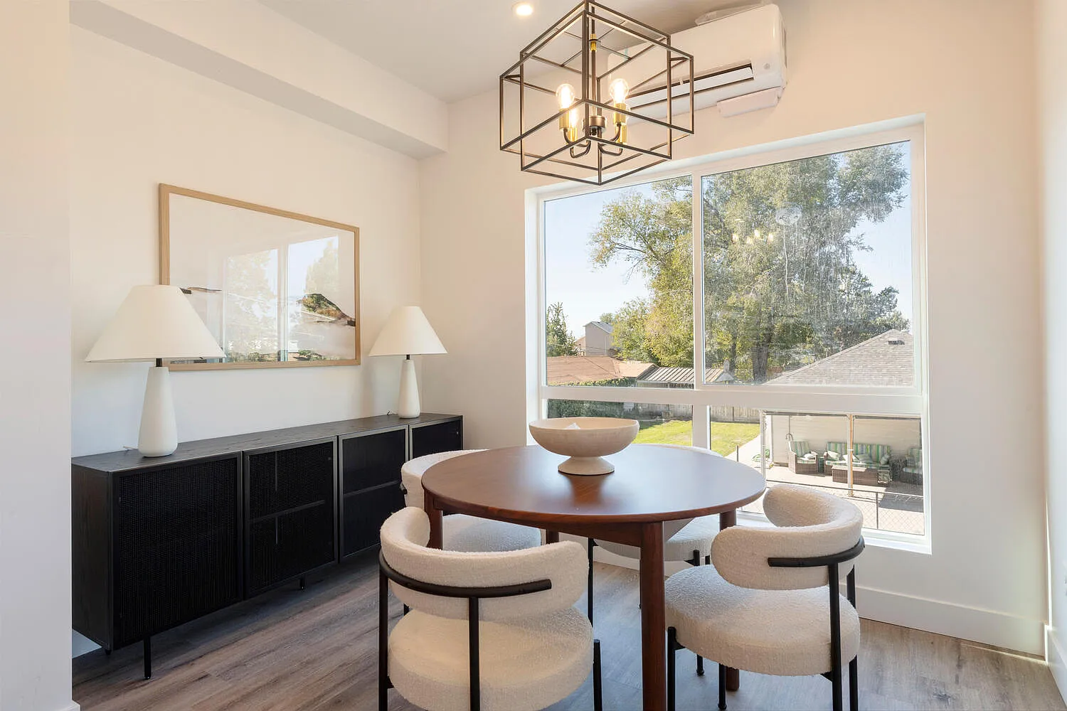2 bed, 2.5 bath, 1435 sqft, $2,900 — Photo 3