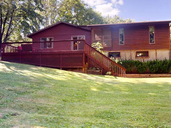 N13045 W Prairie Rd, Trempealeau, WI 54661