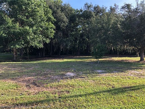2nd image of 3406 Country Lake Dr