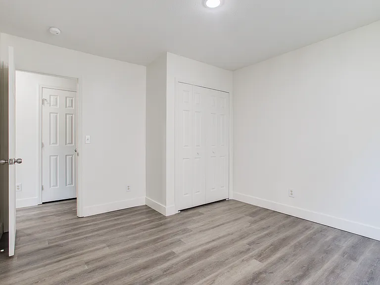 165 Westhaven Dr — Photo 40