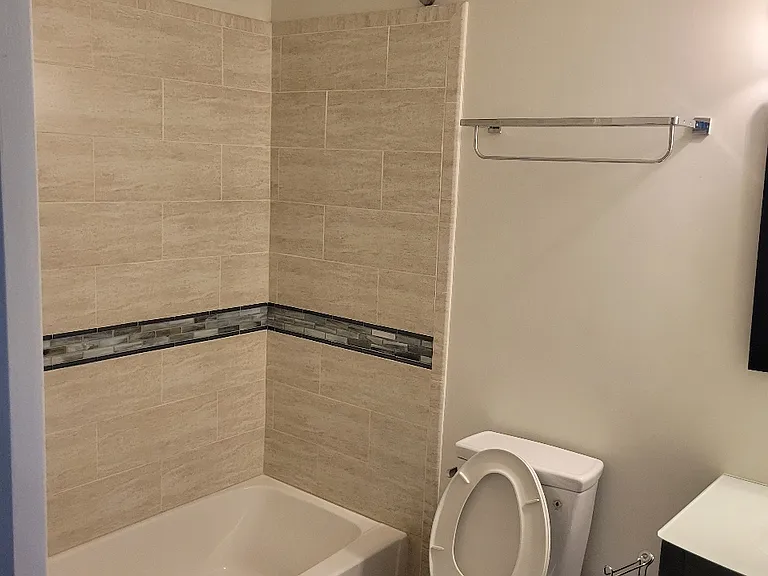 4844 Rosecroft St — Photo 33