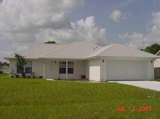 302 SW Twig Ave, Port Saint Lucie, FL 34983