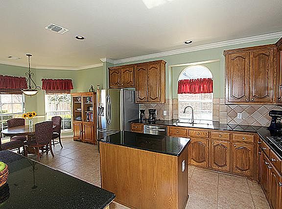 4th image of 13516 Fishing Hole Ln