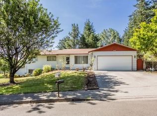 254 SW Martine Ct, Troutdale, OR 97060