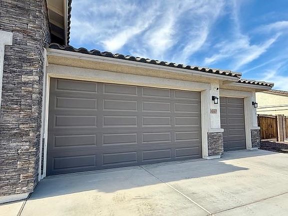 4th image of 10162 S Solar Ave