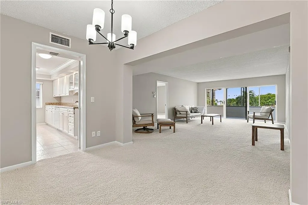 2 bed, 2.0 bath, 1311 sqft, $6,500 — Photo 4