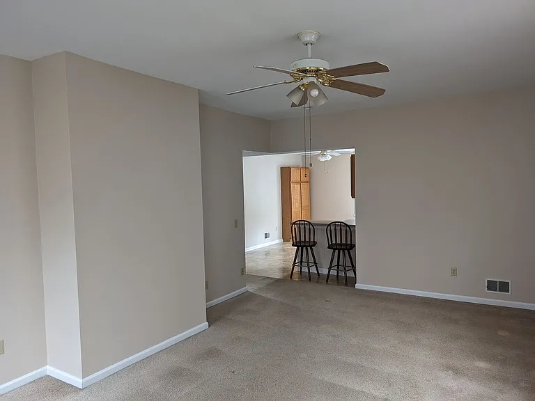 514 Dawson Ave — Photo 8