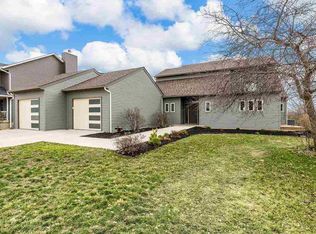 2929 Q Ave NW, Cedar Rapids, IA 52405