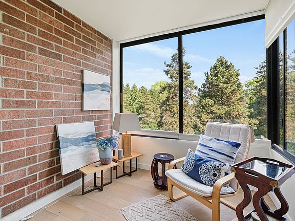 4th image of 2101 McMullen Ave #506