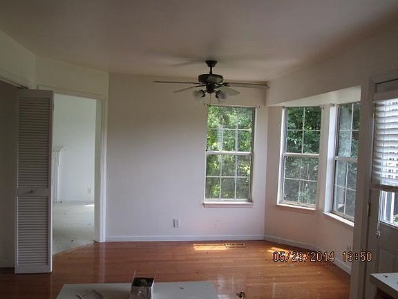 4th image of 8033 Settlers Way