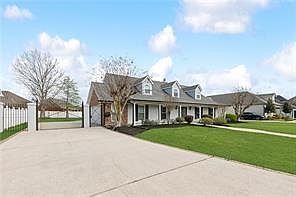 1st image of 116 Primrose Dr