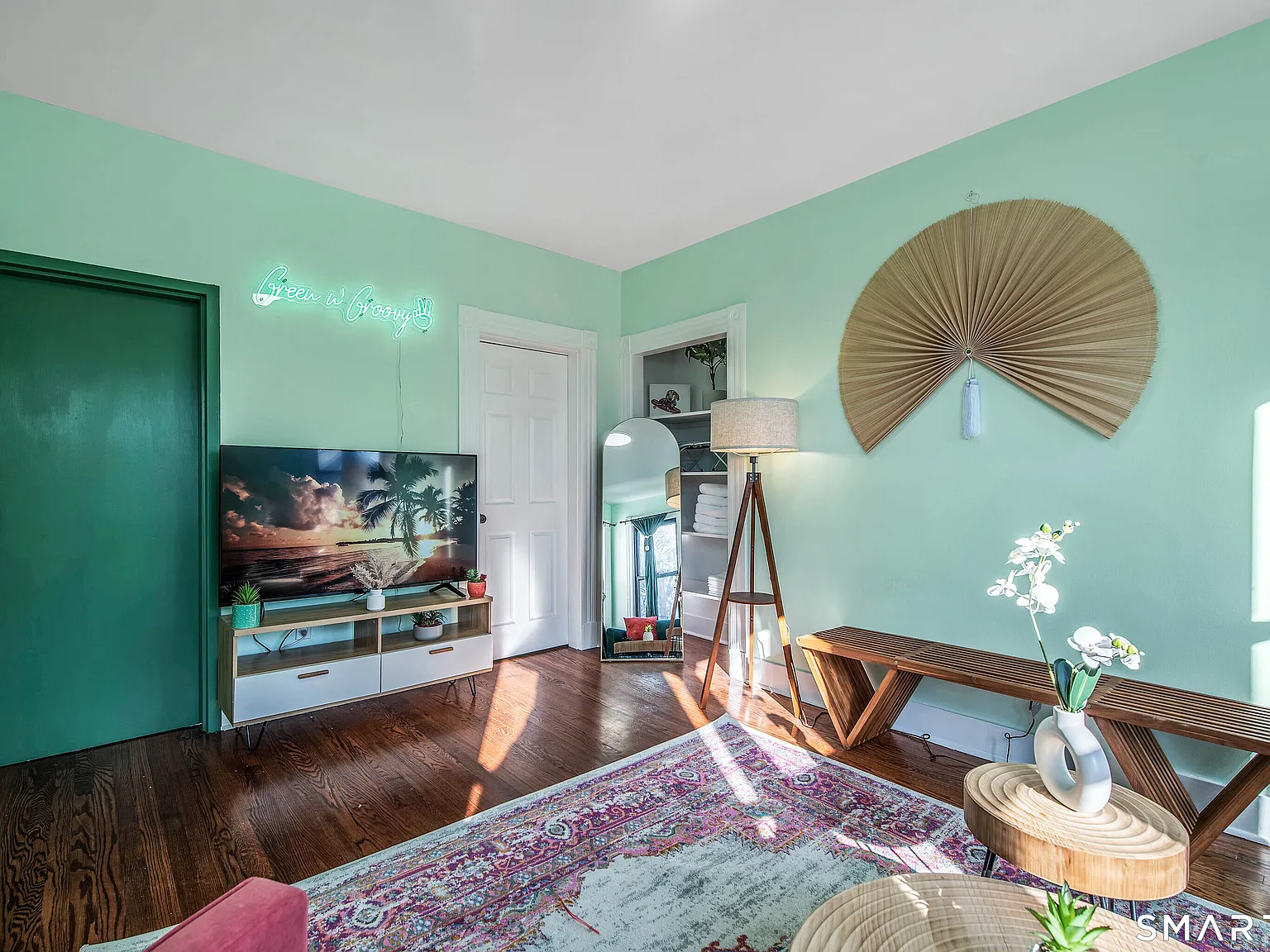 3 bed, 1.0 bath, 3416 sqft, $3,000 — Photo 1