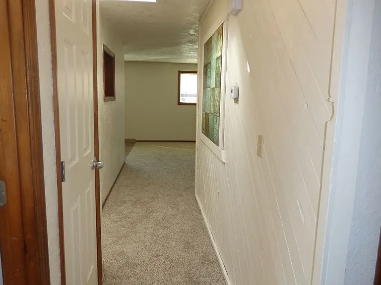 2081 Elmwood Dr S — Photo 6