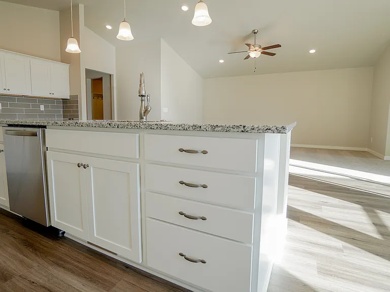 2814 N Cherry Grove Way — Photo 14