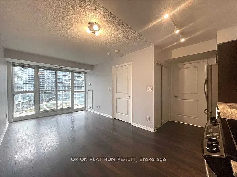38 Grand Magazine St — Photo 4