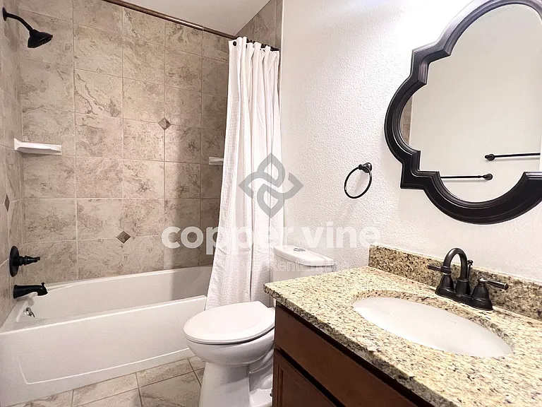 499 Wright St #202 — Photo 13