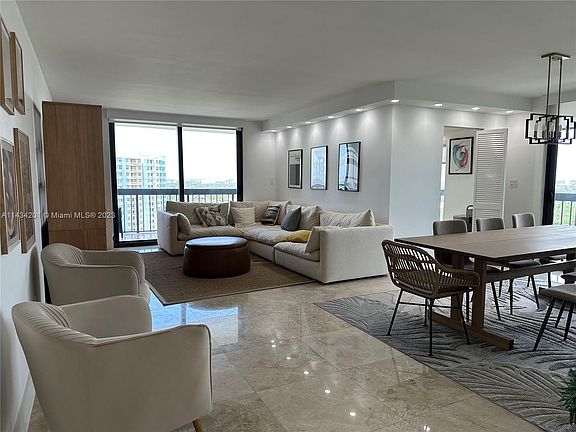 2nd image of 2333 Brickell Ave APT 2716