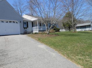 41 Corbin Rd, Dudley, MA 01571