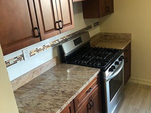 4th image of 2420 Davidson Ave APT 3B