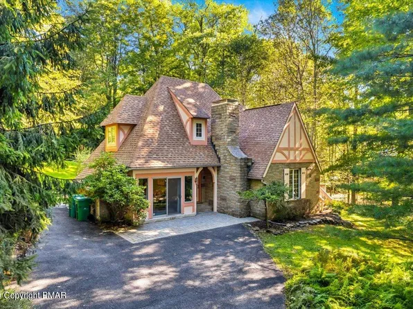 135 Lake In The Clouds Rd, Canadensis, PA 18325