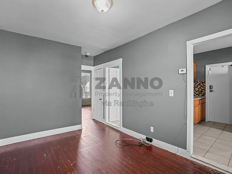 72 Mowry St #3R-3 — Photo 5