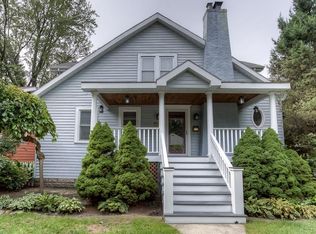 715 Hilldale Dr, Royal Oak, MI 48067