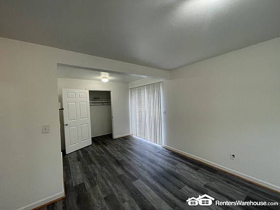 3rd image of 605 37th St SE Unit B