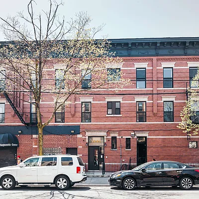 Rented by Nooklyn NYC LLC | media 35