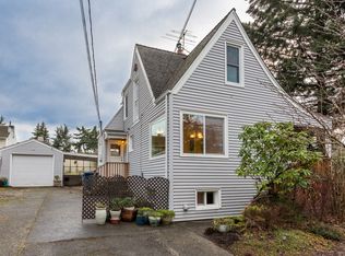 411 SW 102nd St, Seattle, WA 98146