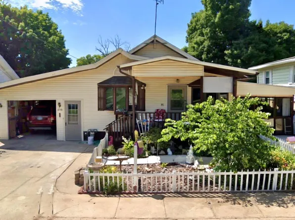 658 Keeling Ct, Canton, IL 61520