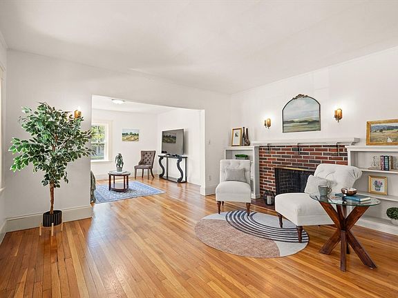 3rd image of 33 Palfrey Rd