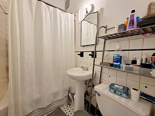 Rented by Compass | media 8