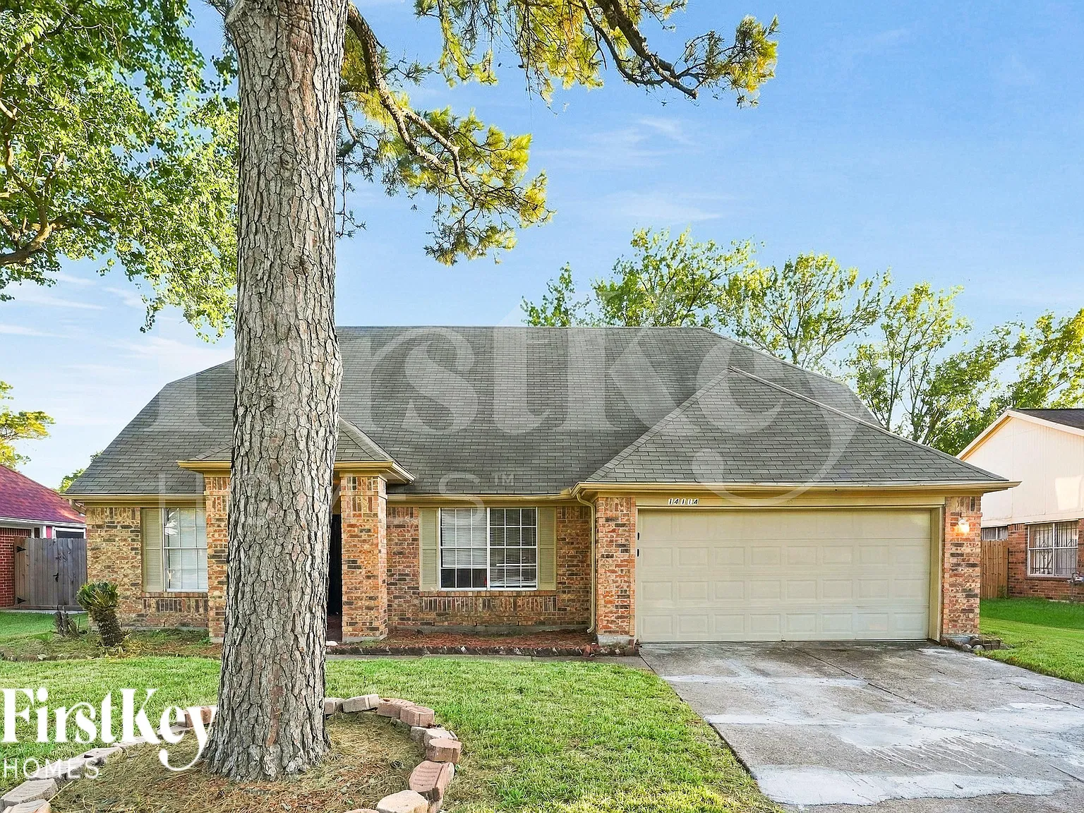 4 bed, 2.5 bath, 2166 sqft, $1,860 — Photo 1