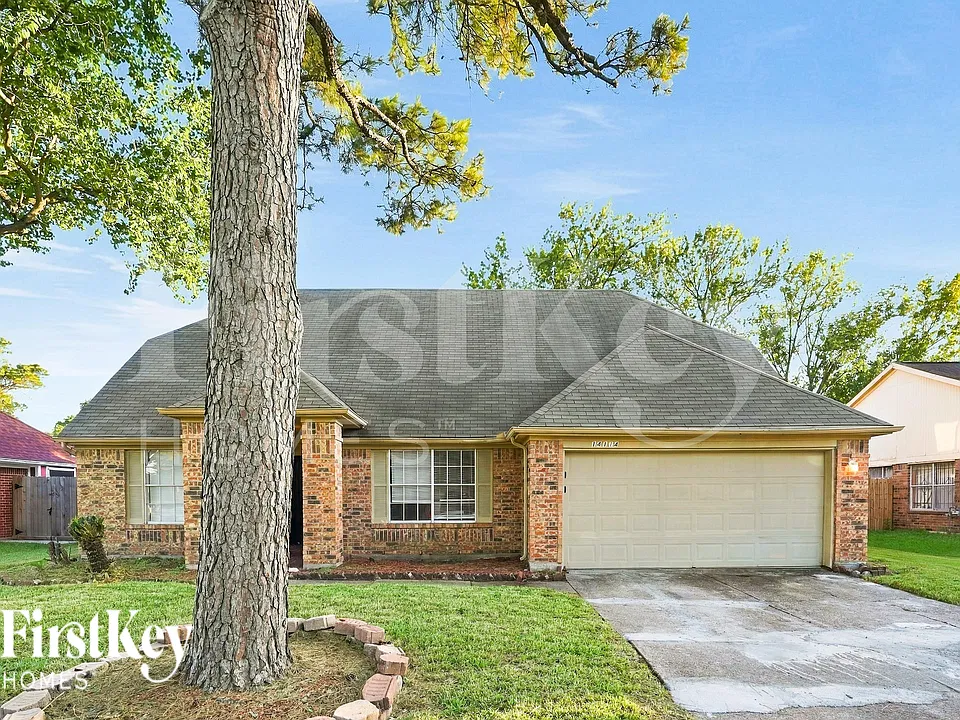 14114 Falling Elm Ln