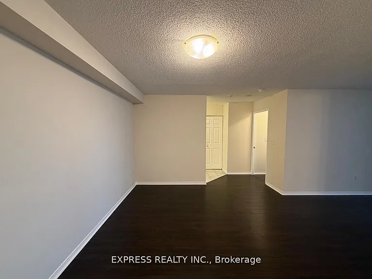 29 Pemberton Ave #809 — Photo 4