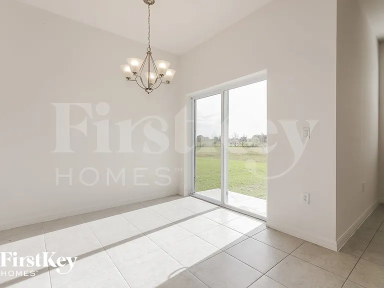 204 Windsor Reserve Dr — Photo 5