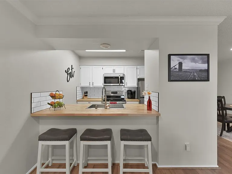 3900 Aspen Dr #202-A — Photo 5