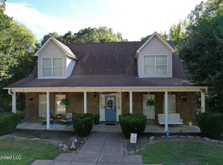 4185 Laws Hill Rd, Waterford, MS 38685