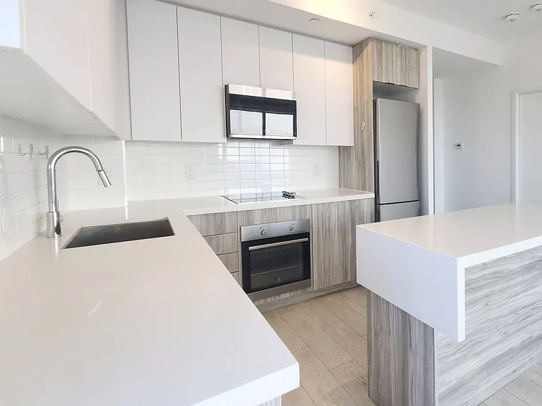 297 Oak Walk Dr #703 — Photo 8