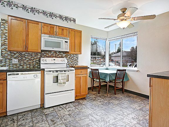 3rd image of 4509 N Ferdinand St