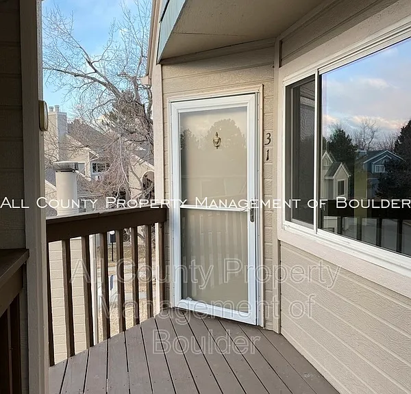 5540 Stonewall Pl #31 — Photo 2