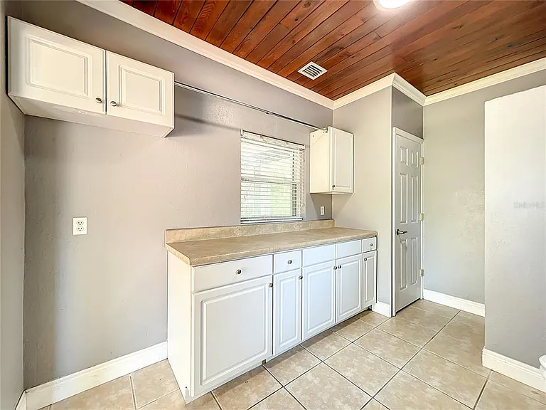 1006 E 11th Ave — Photo 21