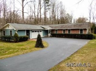 107 Turner Ln, Hendersonville, NC 28791