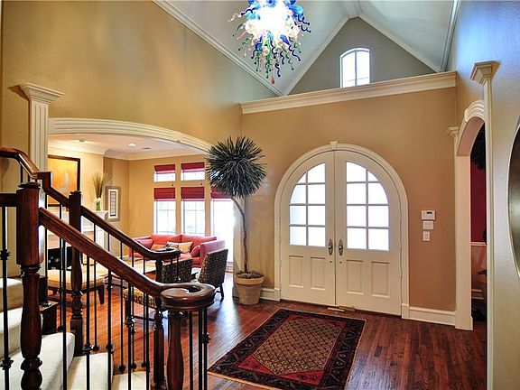 4th image of 5980 Glendower Ln