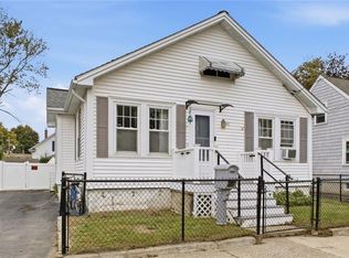 48 Ash St, Pawtucket, RI 02860