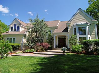 40 Whippoorwill Rd, Armonk, NY 10504